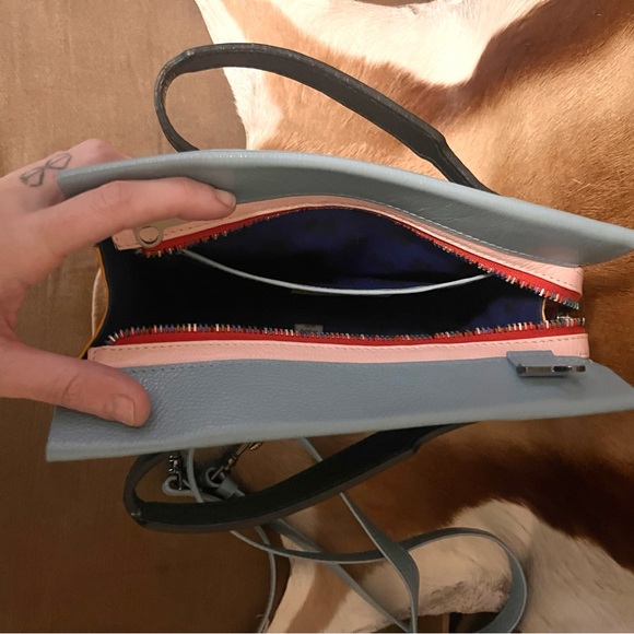 🆕 🌀 min & mon • blue Vali Crossbody with hand painted tiger 🐅 & snake 🐍 - Picture 7 of 15